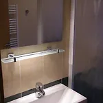בית הארחה Apartments Premantura פרמנטורה