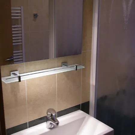 ゲストハウス Apartments Premantura プレマントゥーラ