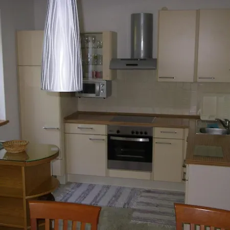 招待所 Apartments Premantura 普莱曼图拉
